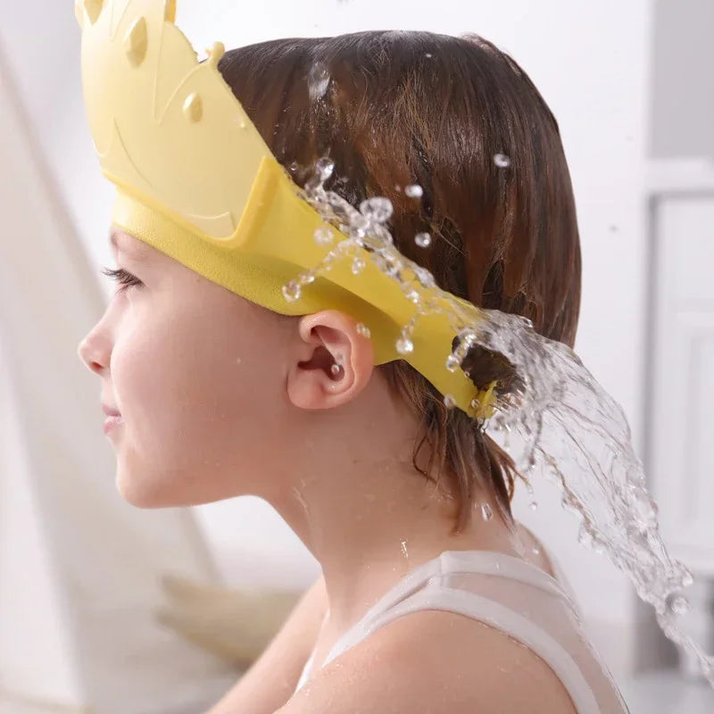 Chapeau de Douche Bébé Enfant – Visière Shampoing Ajustable Protection Oreilles Tête Douce