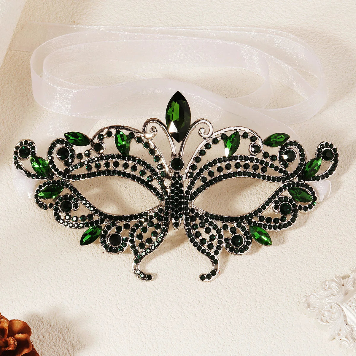 Masque Demi-Visage Papillon Strass - Mascarade, Halloween & Soirée